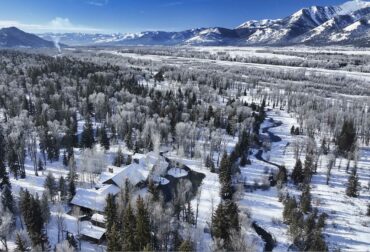 Bar-B-Bar River Estate